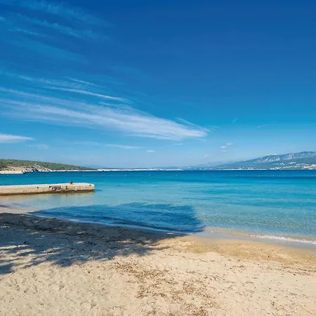 2 Bedroom Cozy In Appartamento