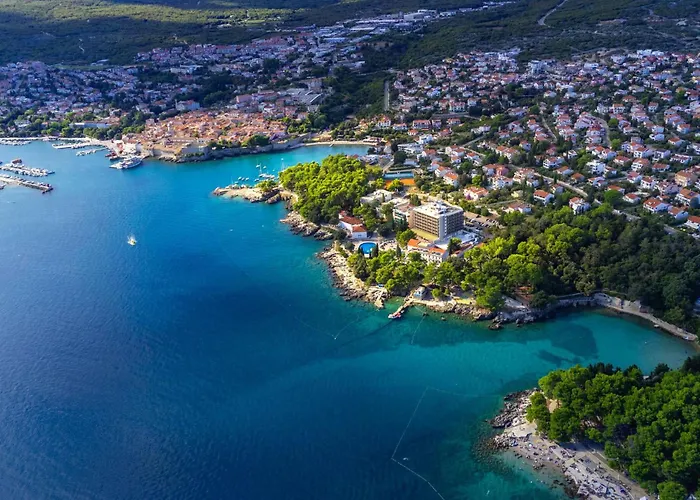 2 Bedroom Cozy In فربنيك