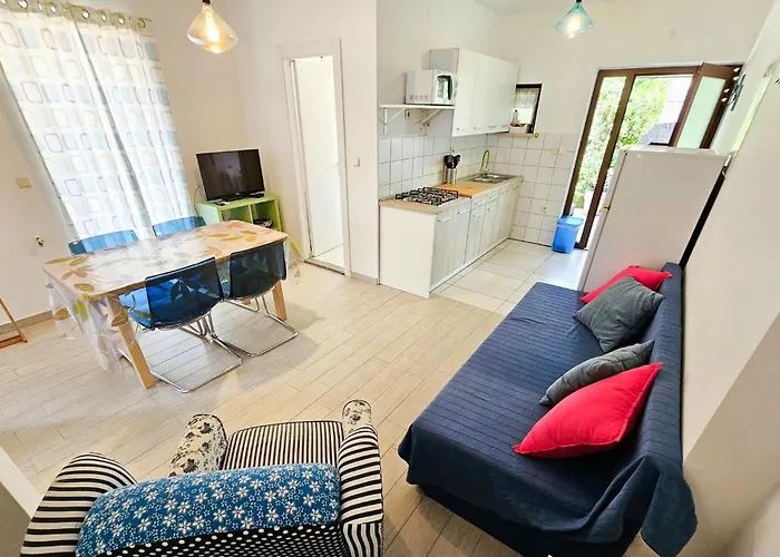 2 Bedroom Cozy In Apartamento *